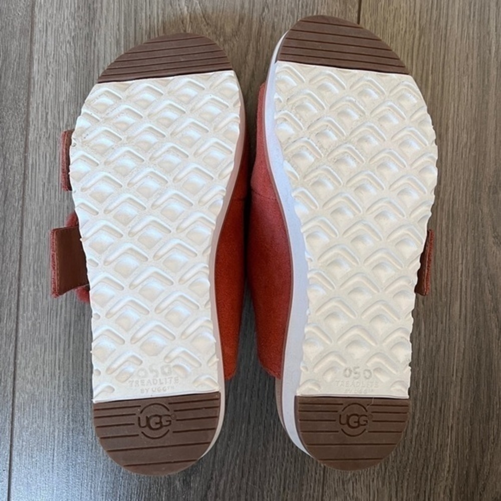 UGG Fluff Indio Flat Sandal In Red Rock Size US 5 - Picture 8 of 12